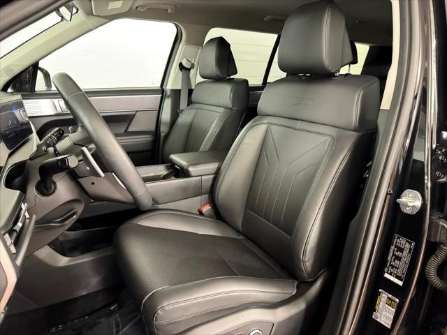 used 2024 Hyundai Santa Fe car, priced at $36,787