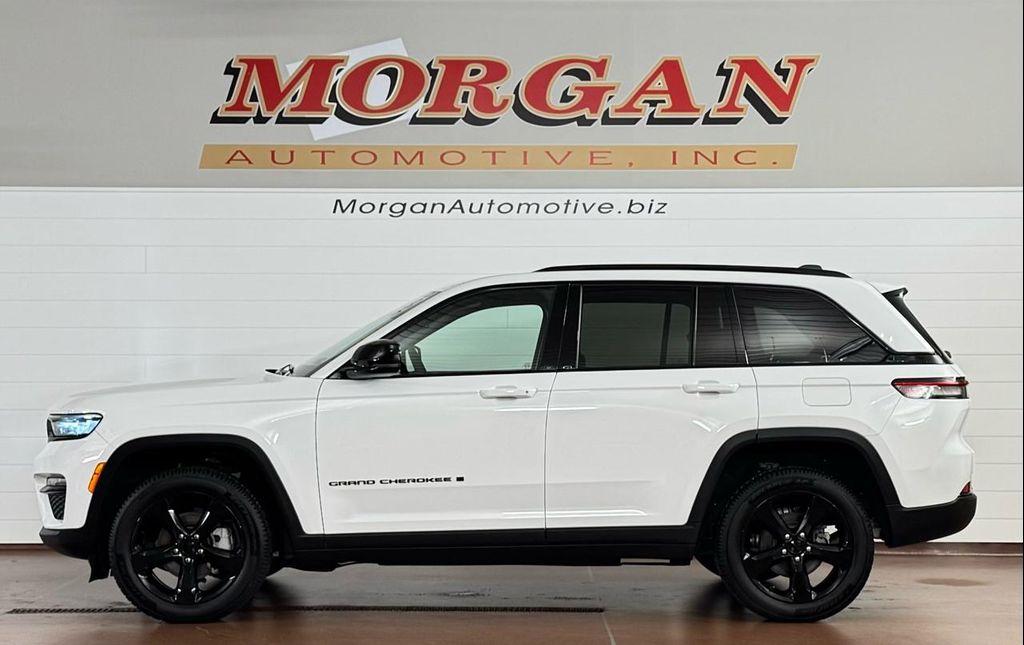 used 2023 Jeep Grand Cherokee car, priced at $31,987