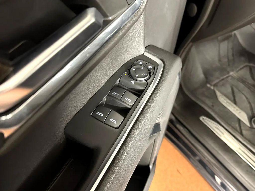 used 2024 Chevrolet Silverado 1500 car, priced at $45,987