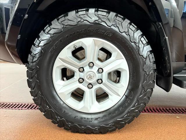 used 2016 Toyota 4Runner car, priced at $27,787