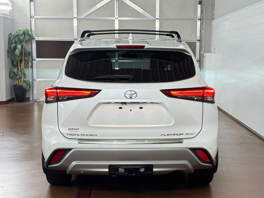 used 2022 Toyota Highlander car, priced at $43,987