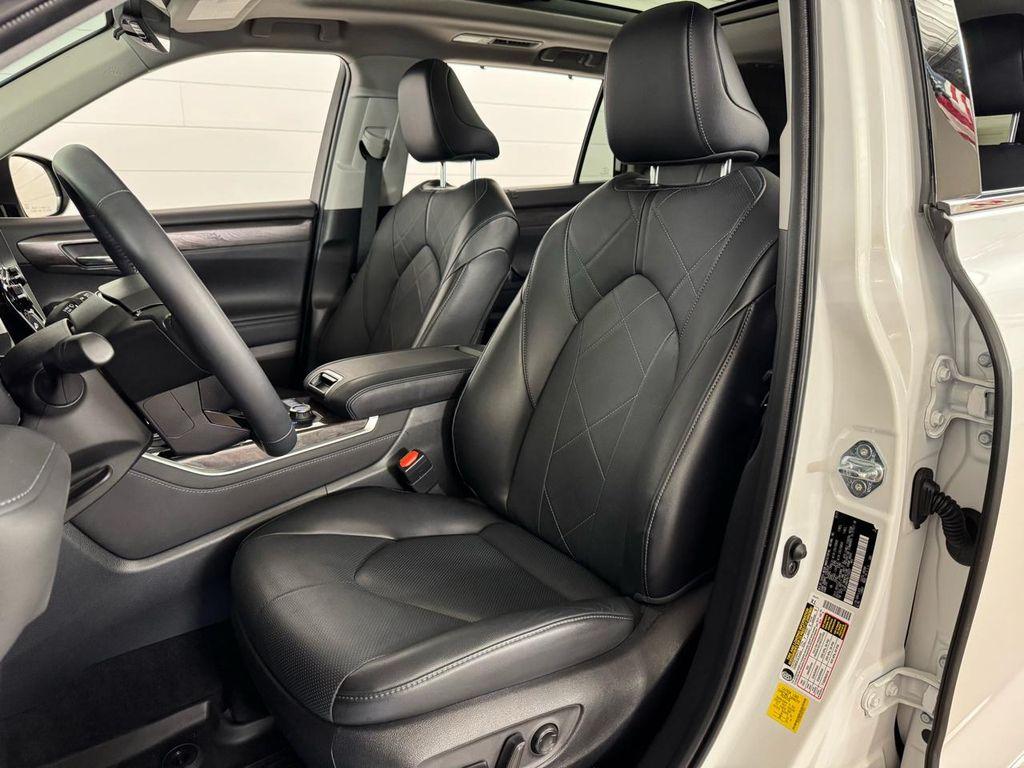 used 2022 Toyota Highlander car, priced at $43,987