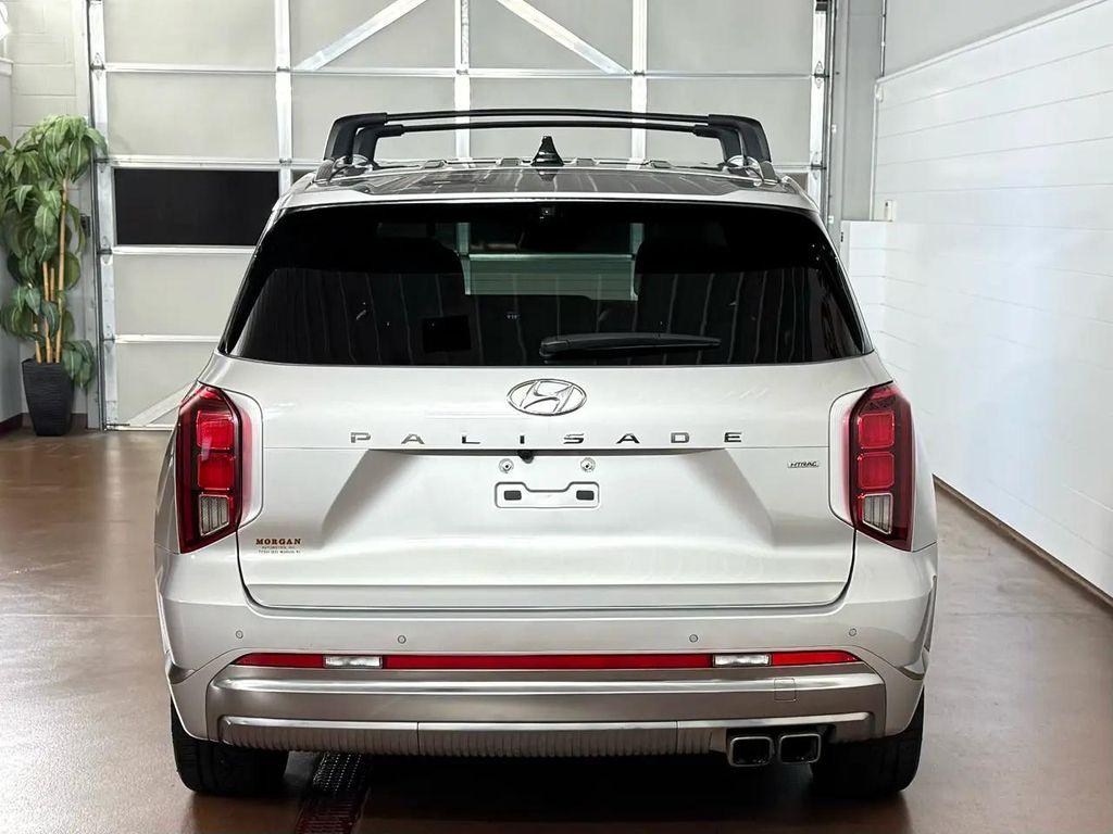 used 2024 Hyundai Palisade car, priced at $37,987