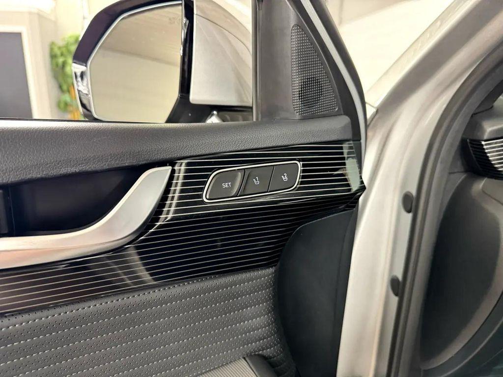 used 2024 Hyundai Palisade car, priced at $37,987
