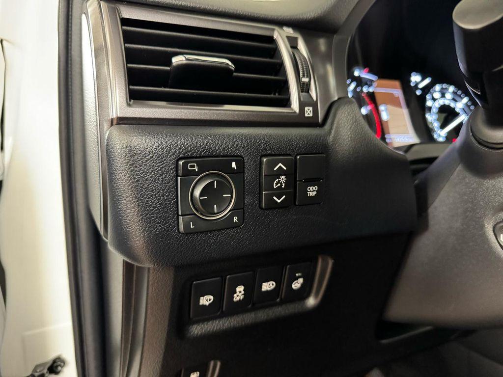 used 2022 Lexus GX 460 car, priced at $47,987