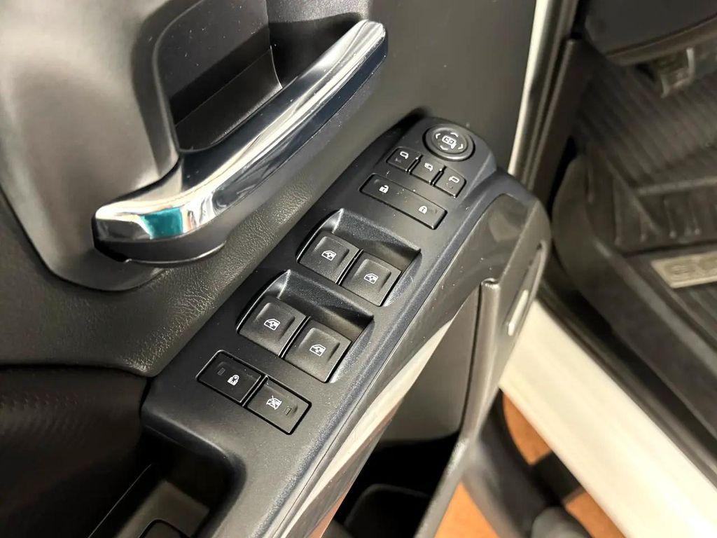 used 2017 GMC Sierra 1500 car, priced at $28,987