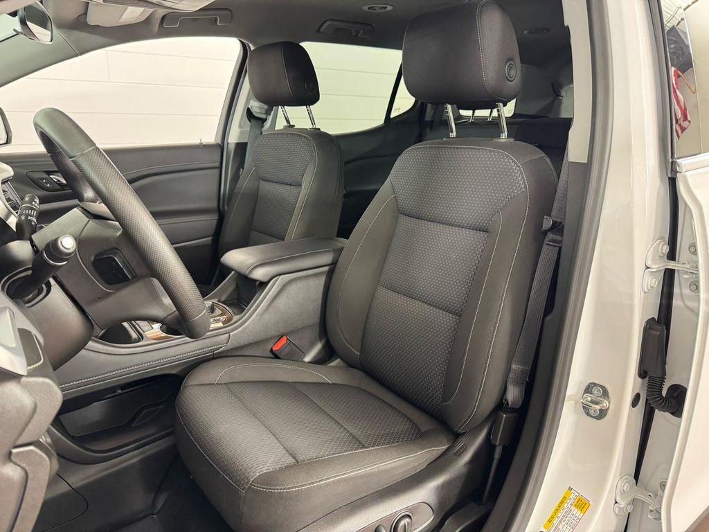 used 2023 GMC Acadia car, priced at $30,987