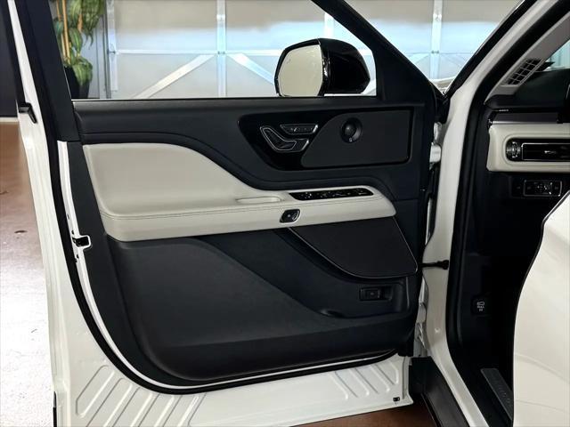 used 2025 Lincoln Aviator car, priced at $58,987