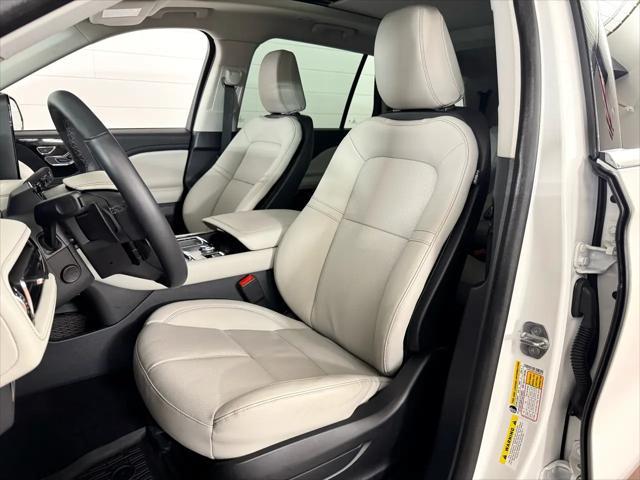 used 2025 Lincoln Aviator car, priced at $58,987