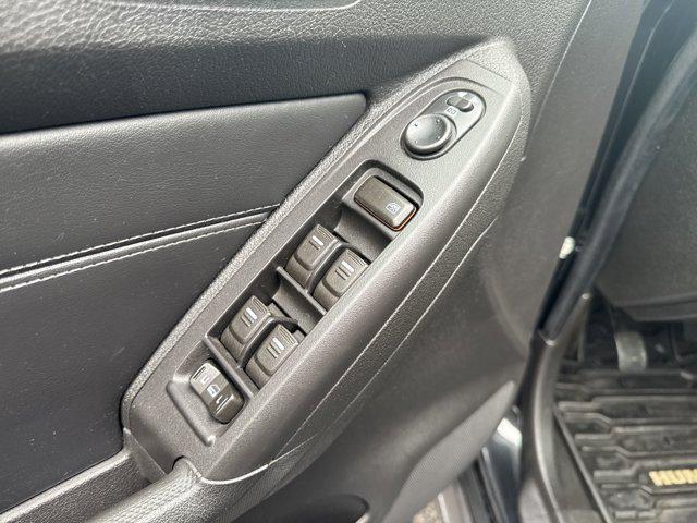 used 2009 Hummer H3 car, priced at $12,888