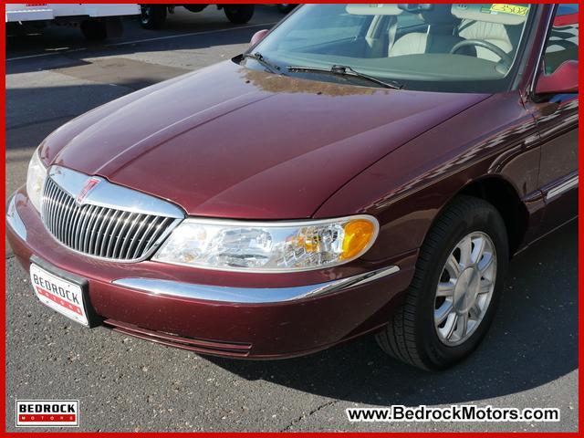 used 2001 Lincoln Continental car, priced at $4,788