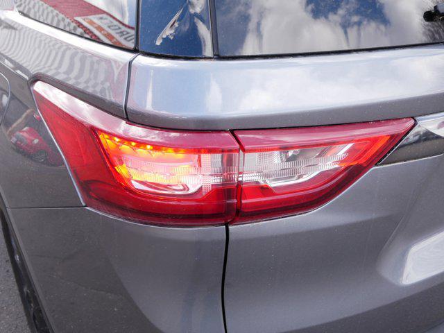 used 2020 Chevrolet Traverse car, priced at $26,288