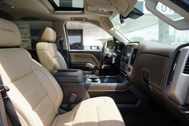 used 2018 GMC Sierra 1500 car, priced at $31,988