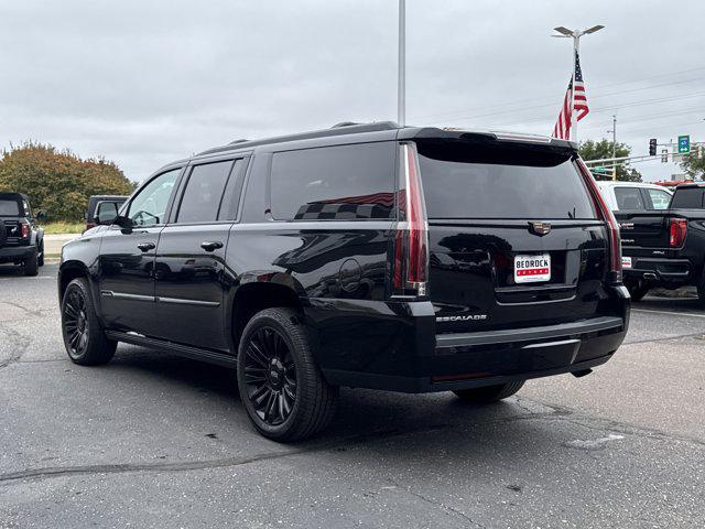 used 2020 Cadillac Escalade ESV car, priced at $33,788