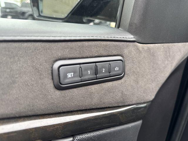 used 2020 Cadillac Escalade ESV car, priced at $33,788