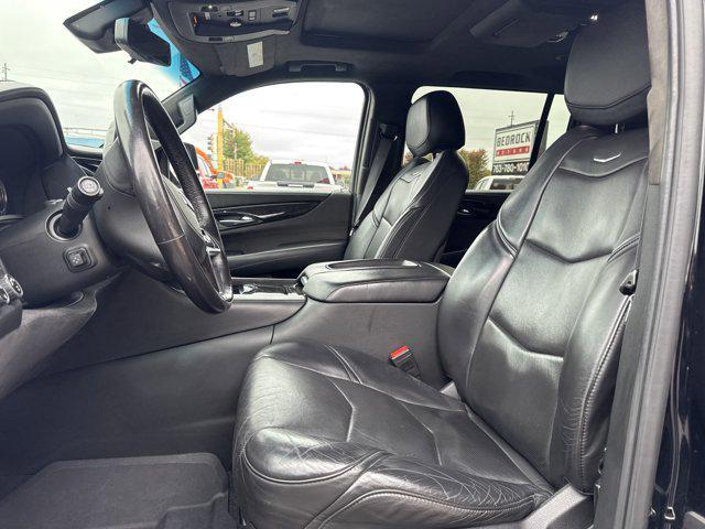 used 2020 Cadillac Escalade ESV car, priced at $33,788