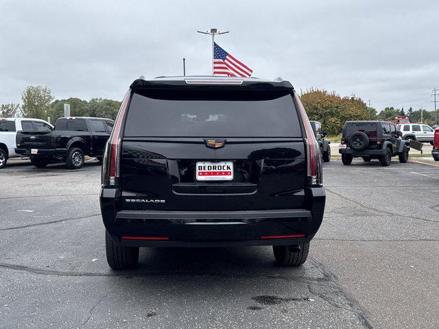 used 2020 Cadillac Escalade ESV car, priced at $33,788