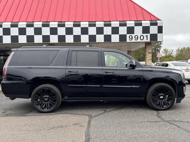 used 2020 Cadillac Escalade ESV car, priced at $33,788