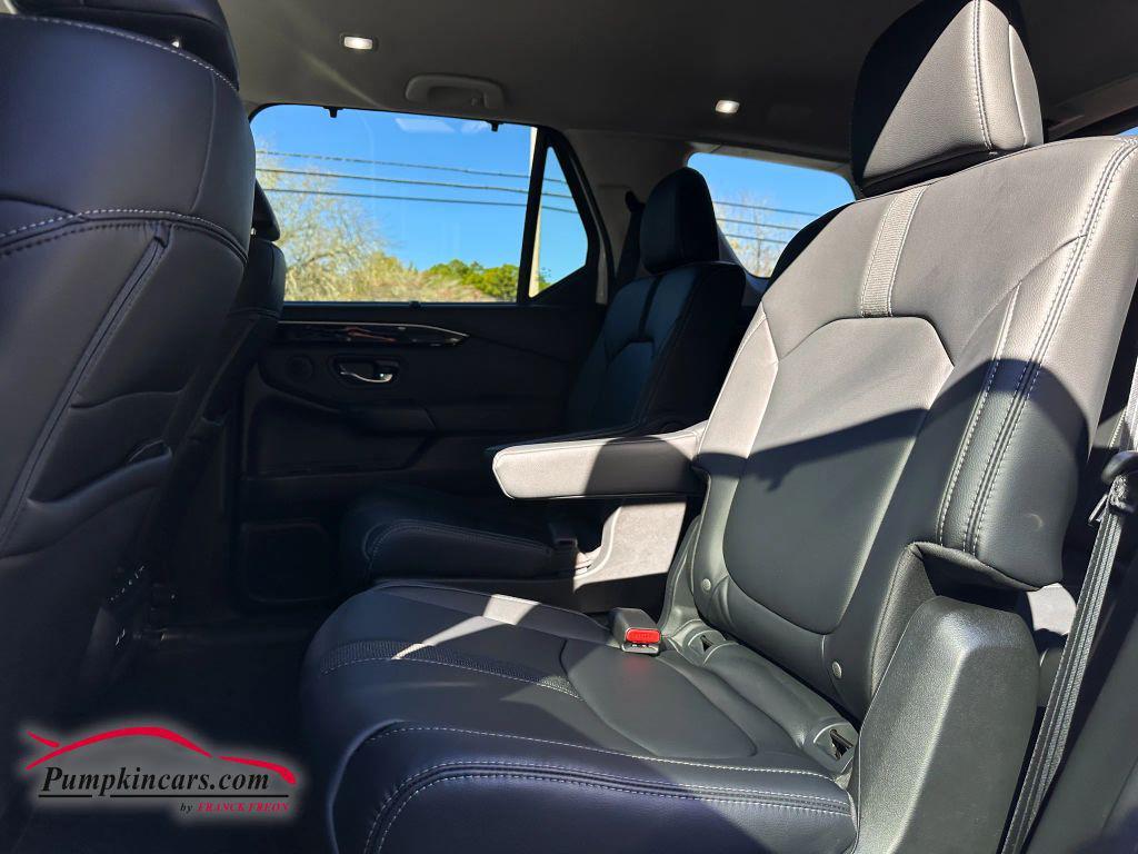 used 2023 Honda Pilot car, priced at $35,995