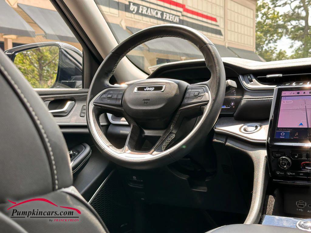 used 2023 Jeep Grand Cherokee car, priced at $34,995