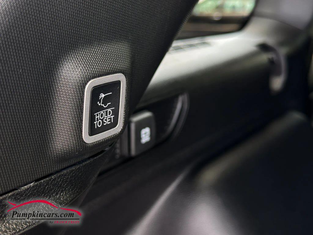 used 2023 Jeep Grand Cherokee car, priced at $34,995