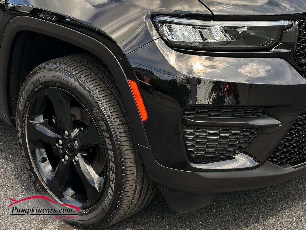 used 2023 Jeep Grand Cherokee car, priced at $34,995