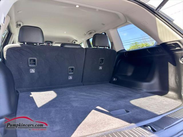 used 2023 Jeep Grand Cherokee car, priced at $35,495