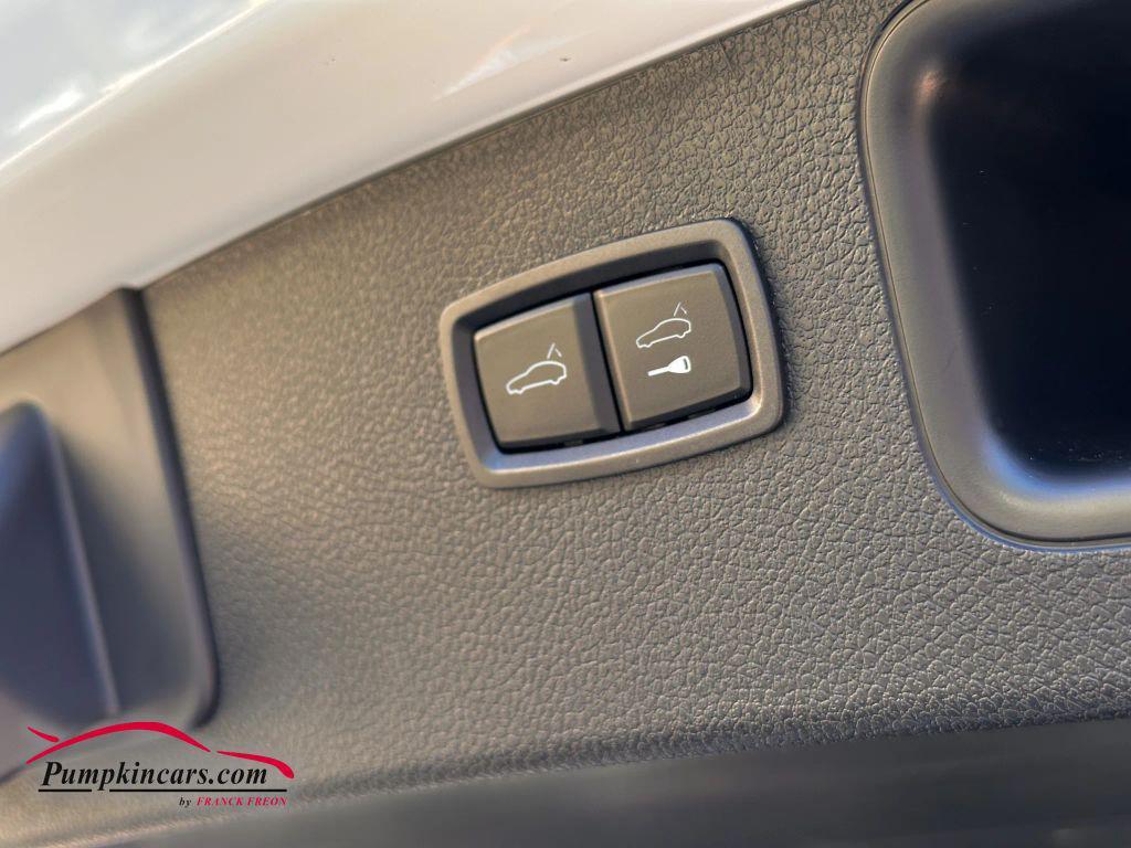 used 2023 Porsche Macan car, priced at $44,995