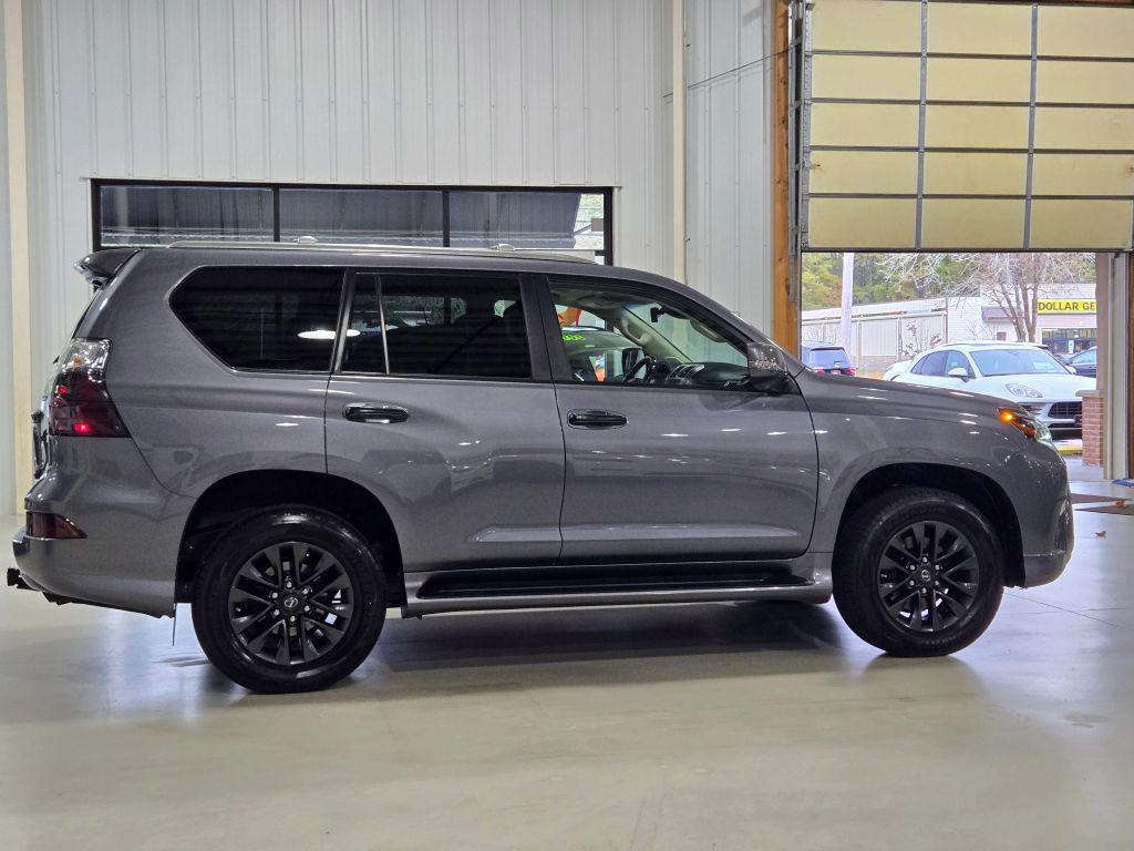 used 2021 Lexus GX 460 car, priced at $38,995