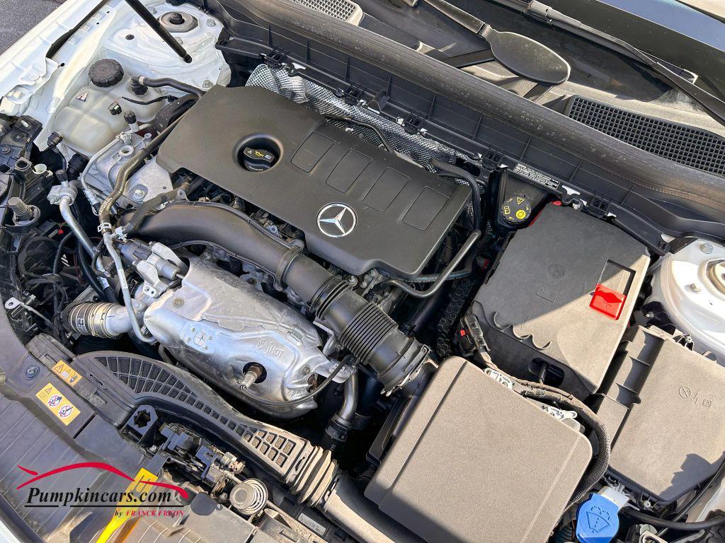 used 2022 Mercedes-Benz GLB 250 car, priced at $30,995
