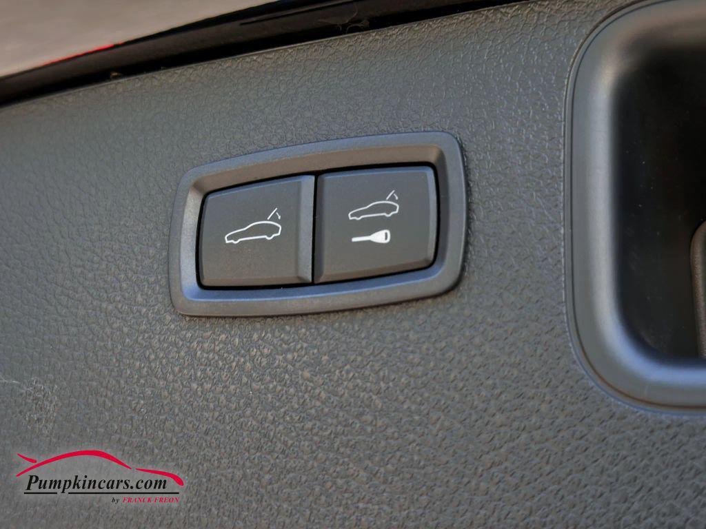 used 2021 Porsche Macan car, priced at $38,495