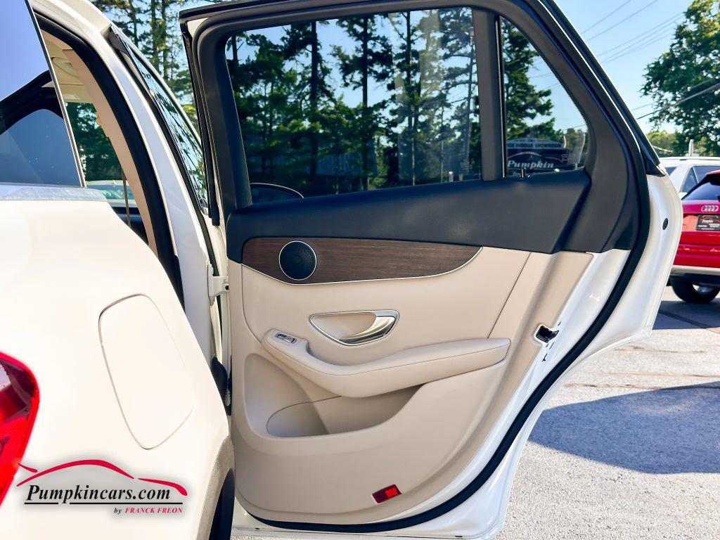 used 2021 Mercedes-Benz GLC 300 car, priced at $31,995