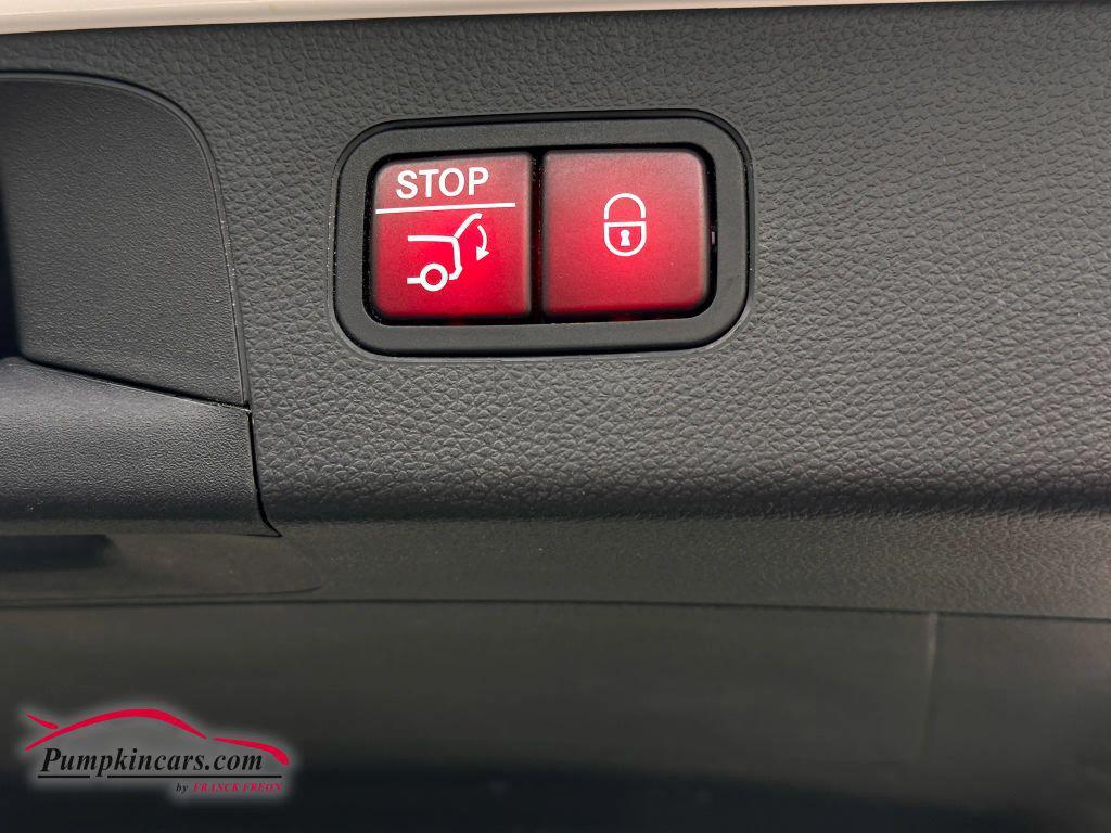 used 2022 Mercedes-Benz GLC 300 car, priced at $32,995