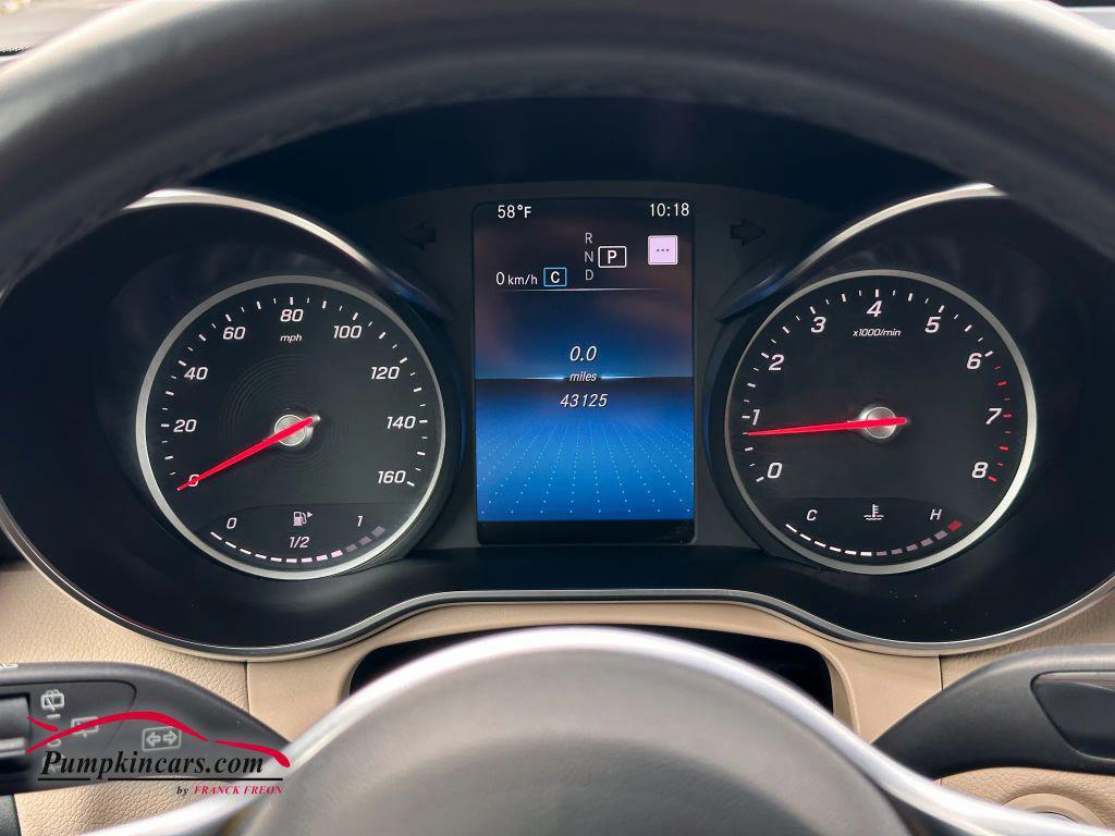 used 2022 Mercedes-Benz GLC 300 car, priced at $32,995