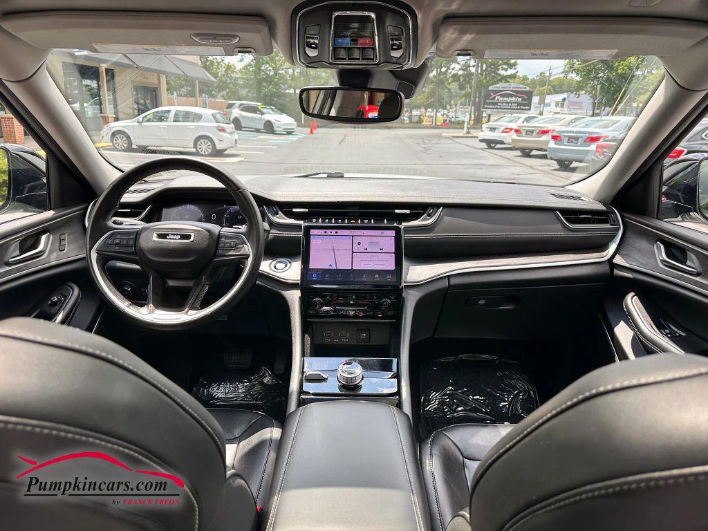 used 2022 Jeep Grand Cherokee car, priced at $34,995