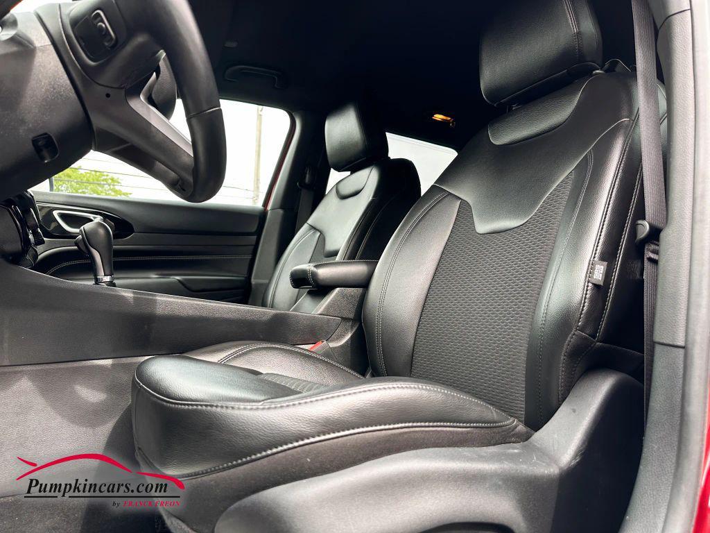 used 2022 Jeep Compass car, priced at $24,995