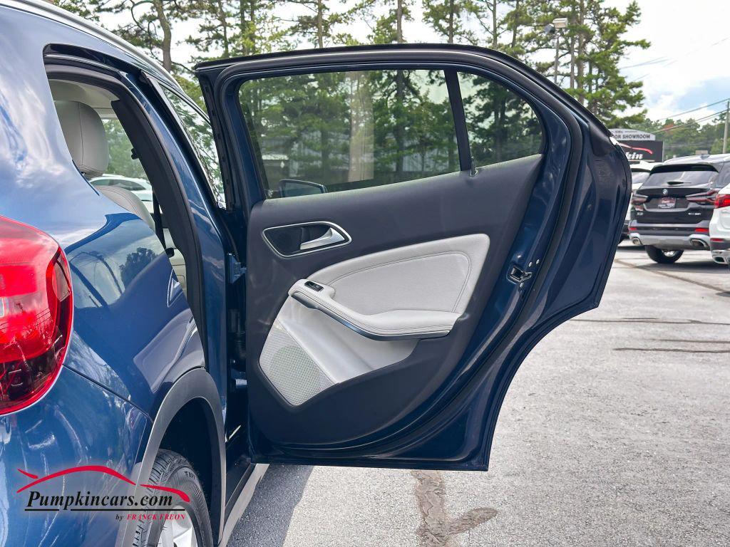 used 2020 Mercedes-Benz GLA 250 car, priced at $25,495