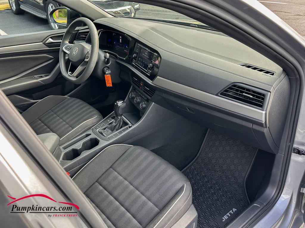 used 2022 Volkswagen Jetta car, priced at $17,495