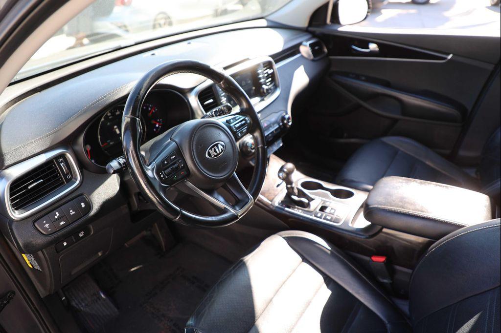 used 2017 Kia Sorento car, priced at $11,495