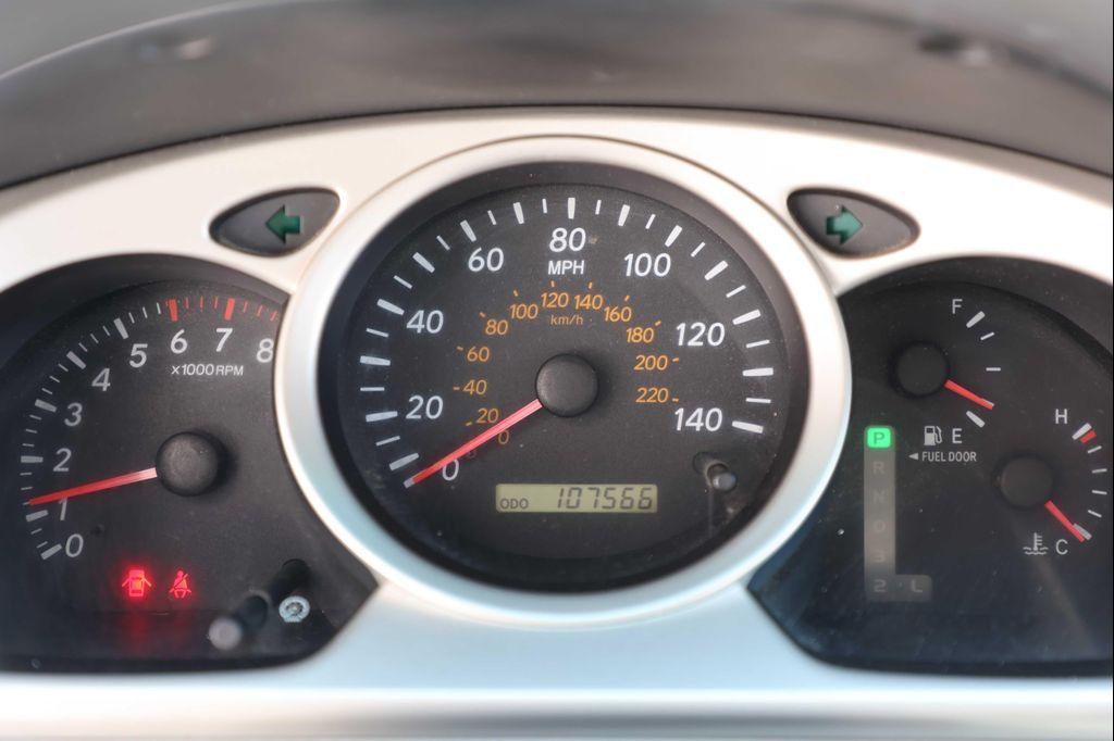 used 2007 Toyota Highlander car, priced at $7,495