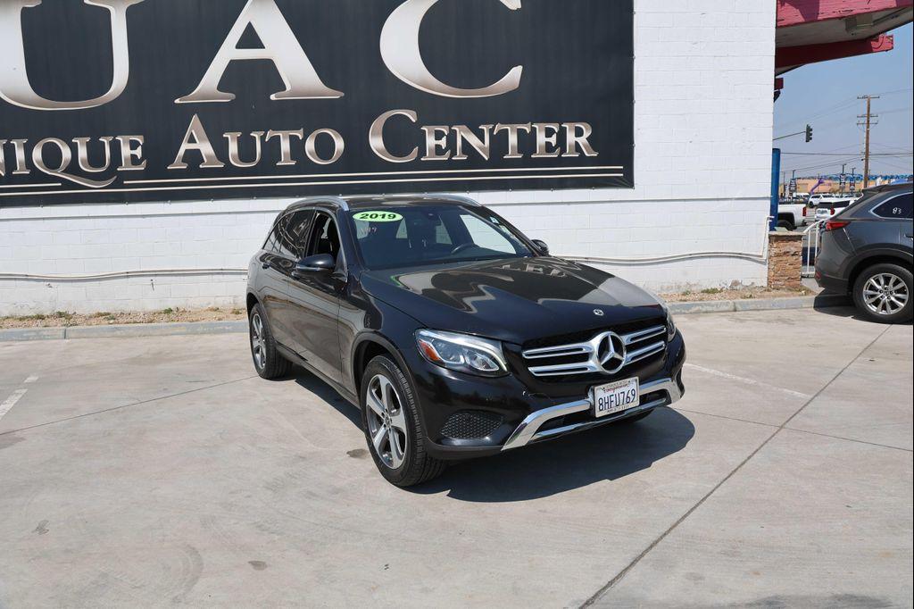 used 2019 Mercedes-Benz GLC 300 car, priced at $14,295