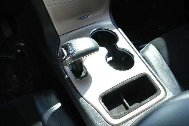 used 2015 Jeep Grand Cherokee car, priced at $9,995