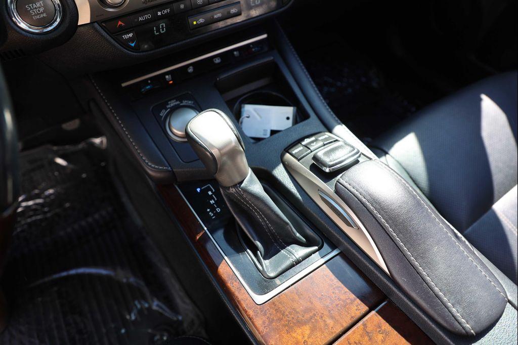 used 2016 Lexus ES 350 car, priced at $17,395