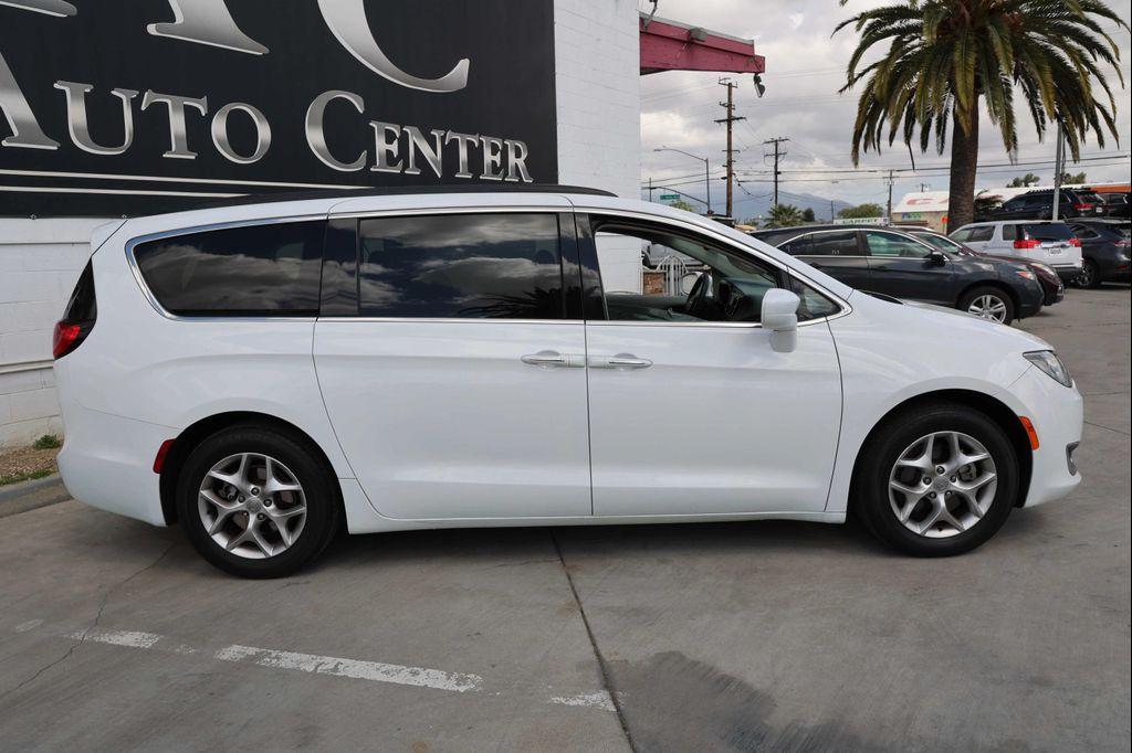 used 2018 Chrysler Pacifica car, priced at $13,495