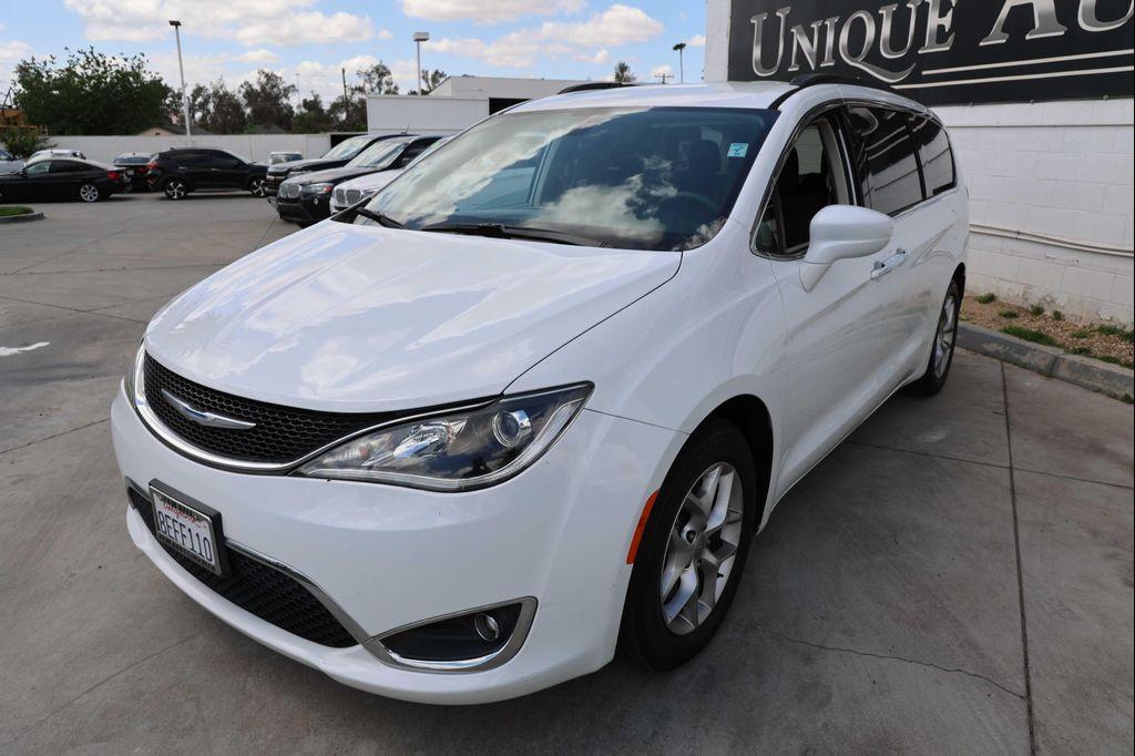 used 2018 Chrysler Pacifica car, priced at $13,495