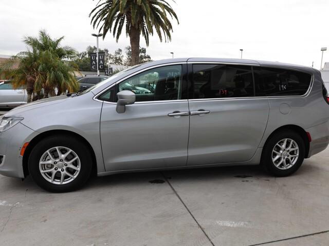 used 2020 Chrysler Pacifica car, priced at $13,995