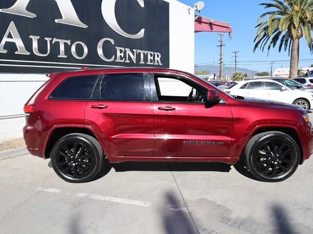 used 2017 Jeep Grand Cherokee car, priced at $14,495