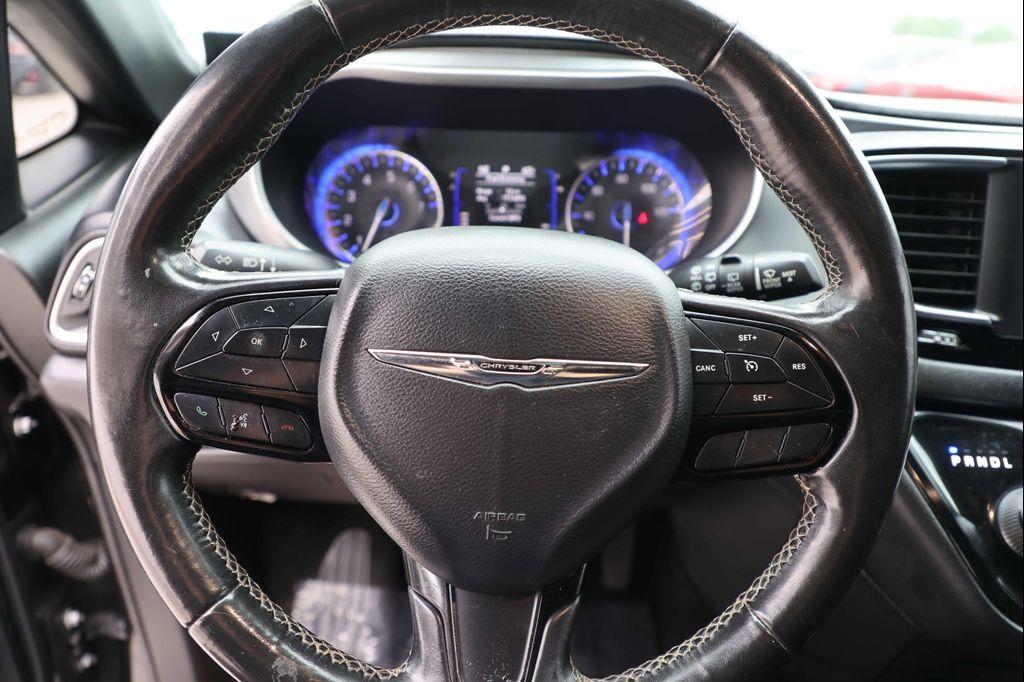used 2020 Chrysler Pacifica car, priced at $14,995