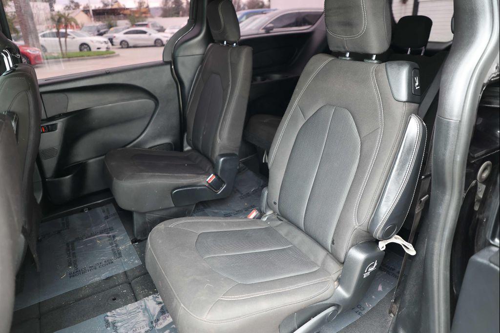 used 2020 Chrysler Pacifica car, priced at $14,995