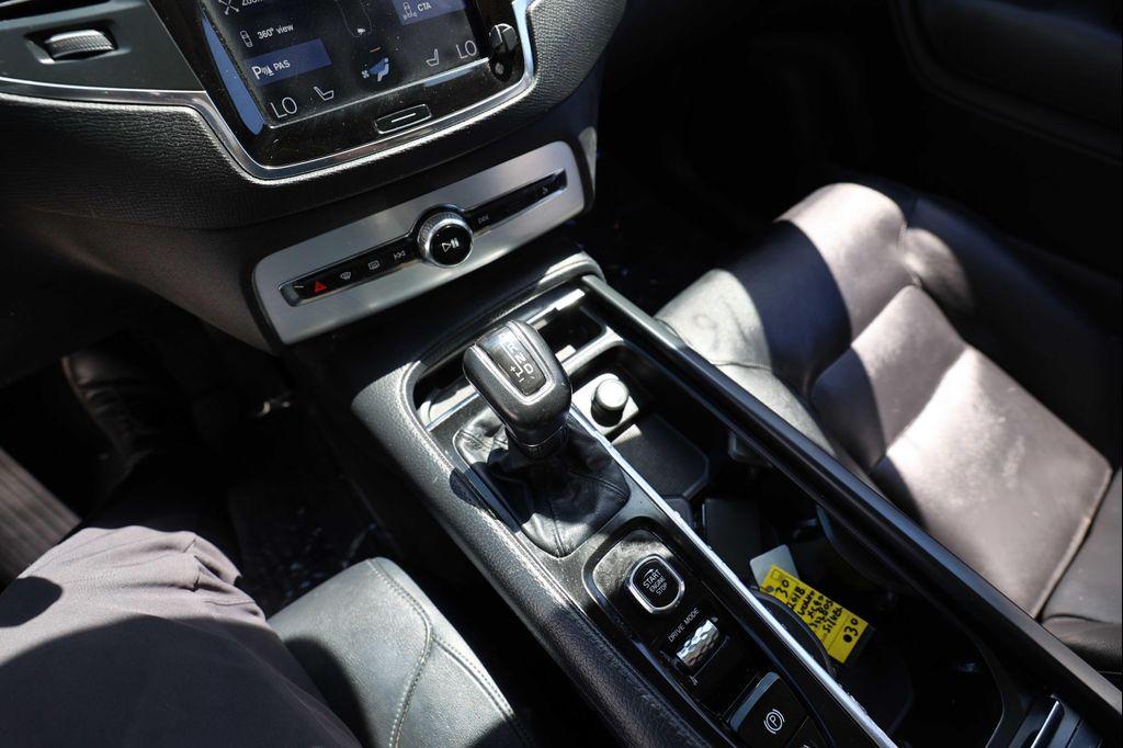 used 2018 Volvo XC90 car, priced at $14,395